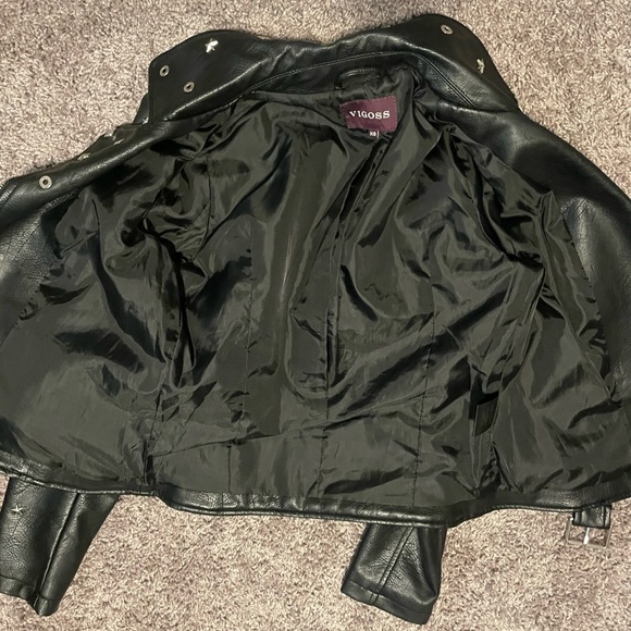Faux leather jacket with silver star grommets - Picture 4 of 6